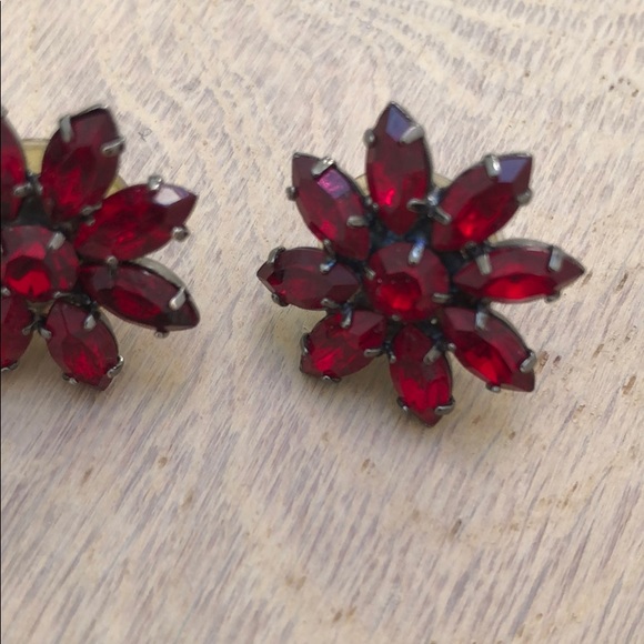 Red gem stone Earrings - Picture 3 of 5